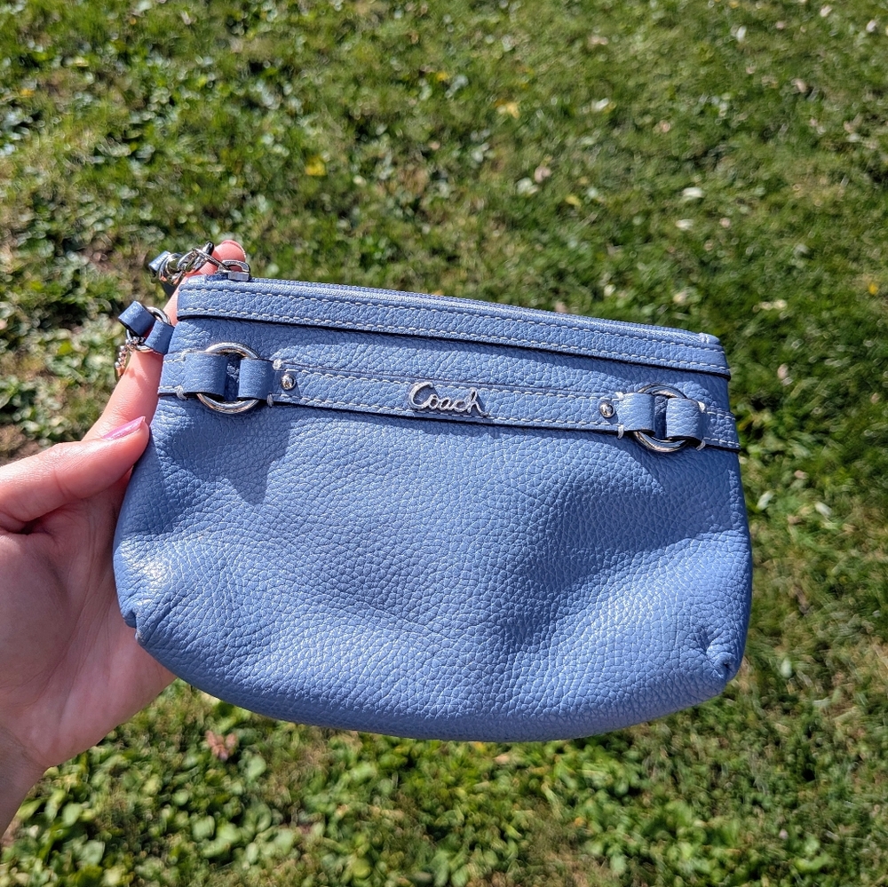 Vintage Y2K Coach Light Blue Leather Wristlet